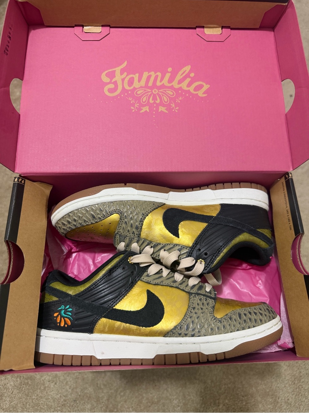 Nike Kids Gold and Black Low-Top Sneakers
